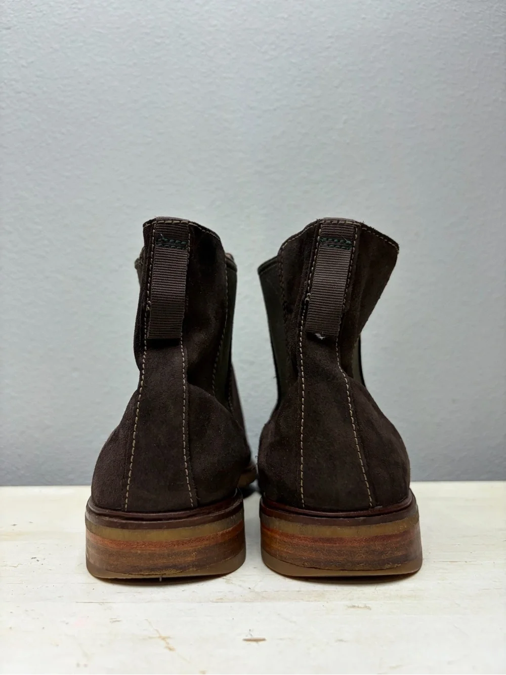 Clark’s Brown Suede Clarkdale Gobi Chelsea Boots Size 9.5